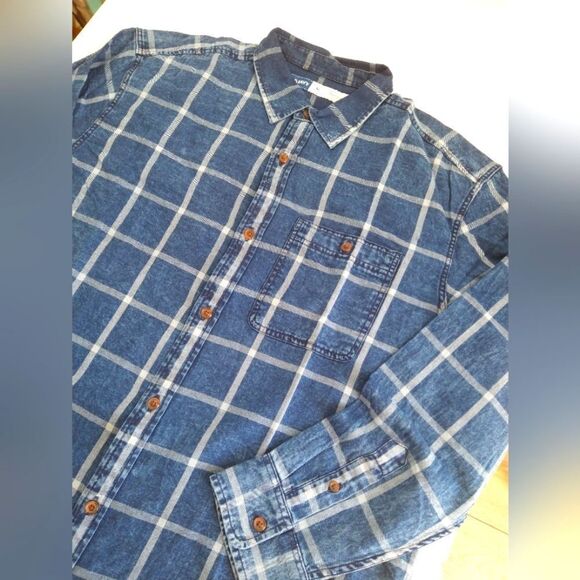 ON Oversized Chambray Shirt* - Picture 1 of 15
